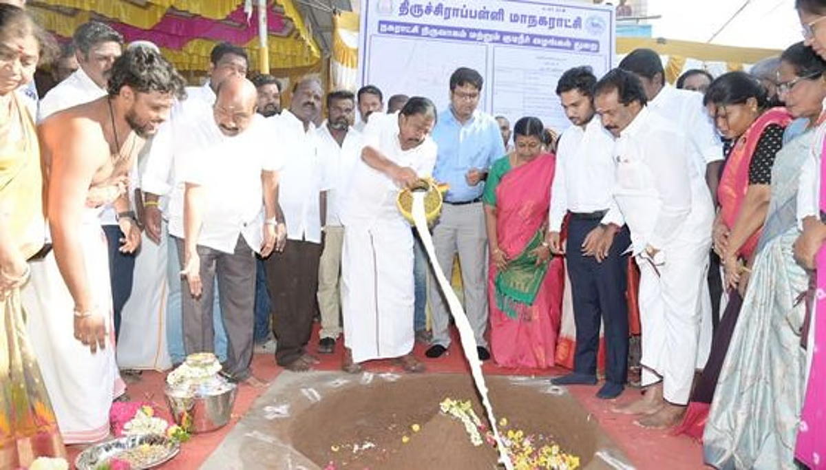 திருச்சி மாநகராட்சியில் ரூ. 9.85 கோடி மதிப்பீட்டில் திட்டப் பணிகள் தொடக்கம்